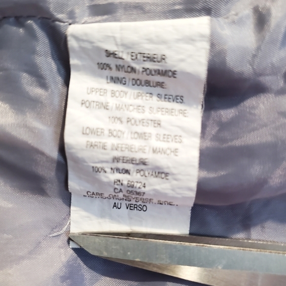 0740. Columbia ~ Titanium ~ Woman's Snow Parka ~ in Perfect Purple!! - Picture 16 of 16